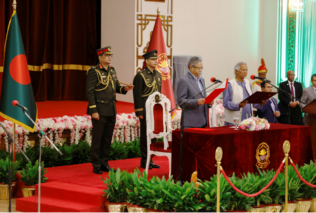 Chính phủ lâm thời Bangladesh tuyên thệ nhậm chức (09/08/2024)